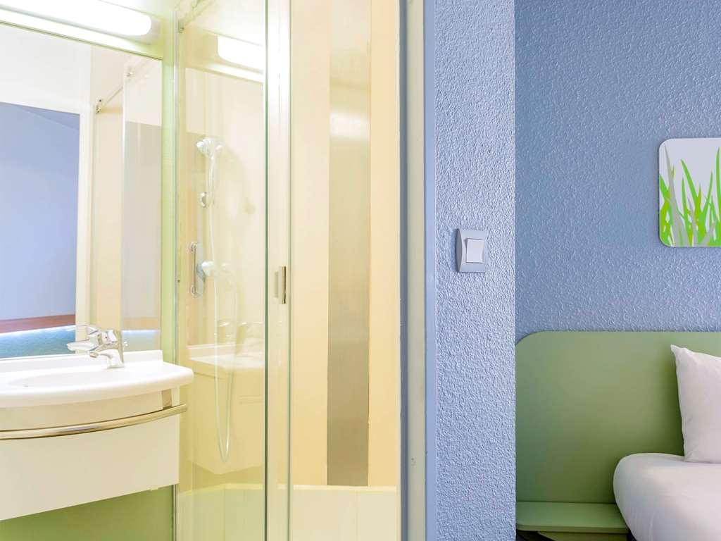 Ibis Budget Nantes Nord Saint Herblain Стая снимка
