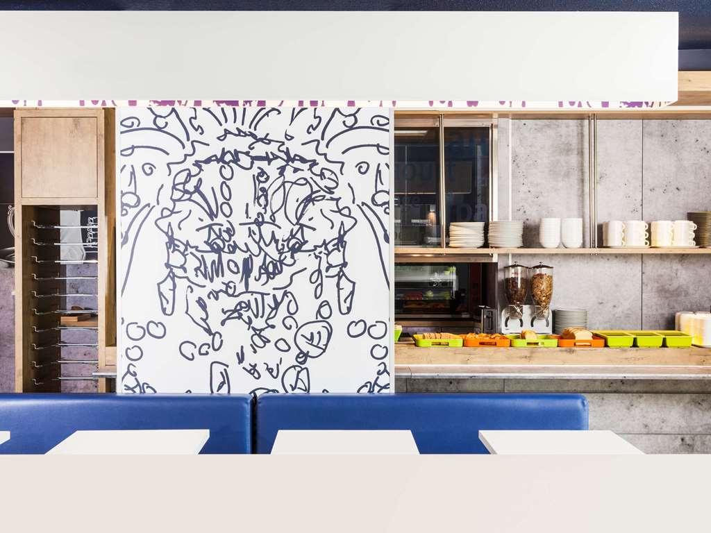 Ibis Budget Nantes Nord Saint Herblain Ресторант снимка