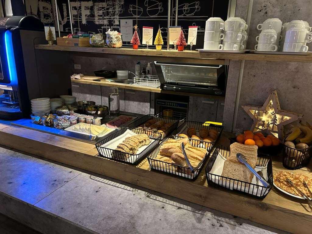 Ibis Budget Nantes Nord Saint Herblain Ресторант снимка