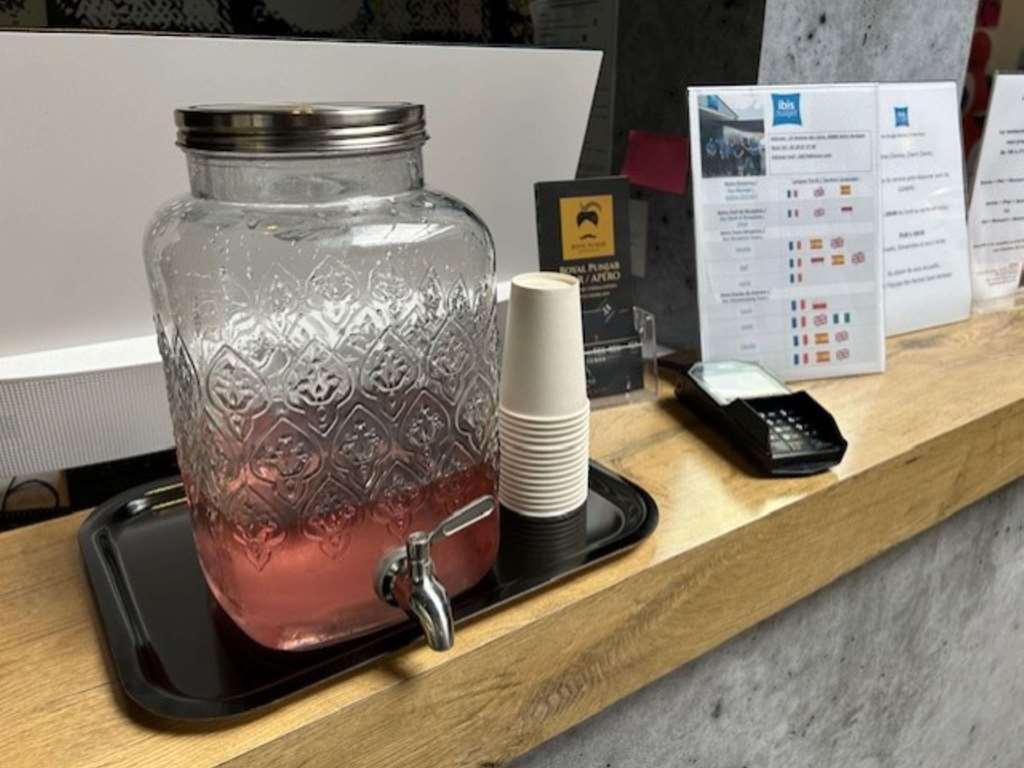 Ibis Budget Nantes Nord Saint Herblain Удобства снимка